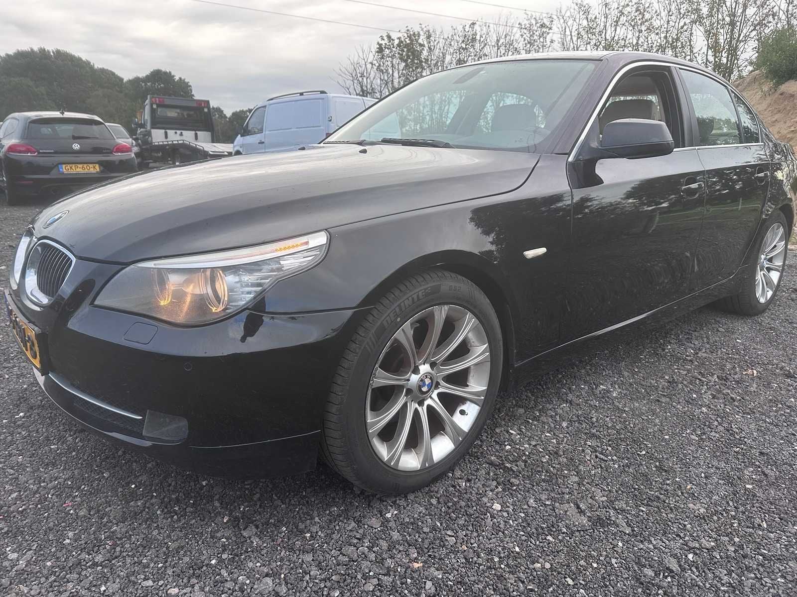 2009 - BMW - 5-serie - 523i AUTOMAAT Bns Edition II - 05-KBN, Achterwielaandrijving, 2497 cc, Zwart, Origineel Nederlands