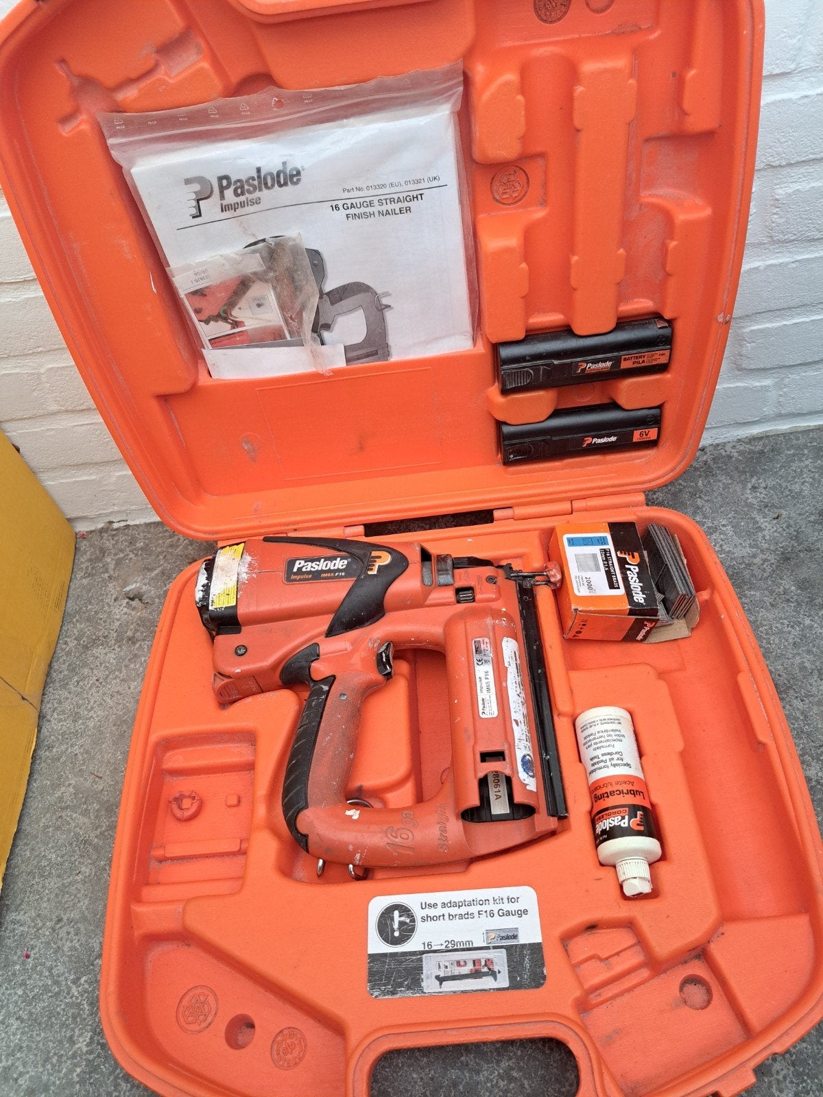 paslode f16 tacker compleet, Gebruikt