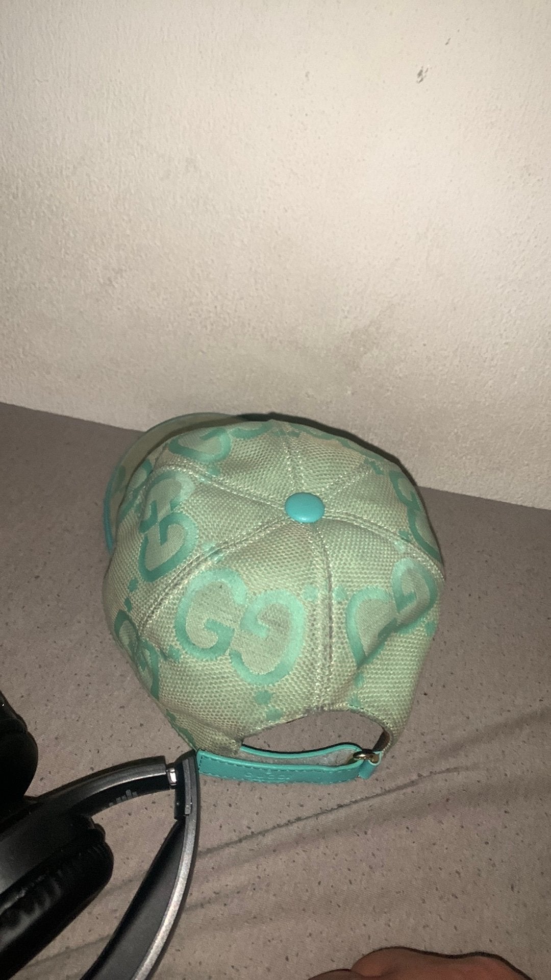 Gucci pet, Kleding | Dames, Ophalen of Verzenden, Gedragen, One size fits all, Pet