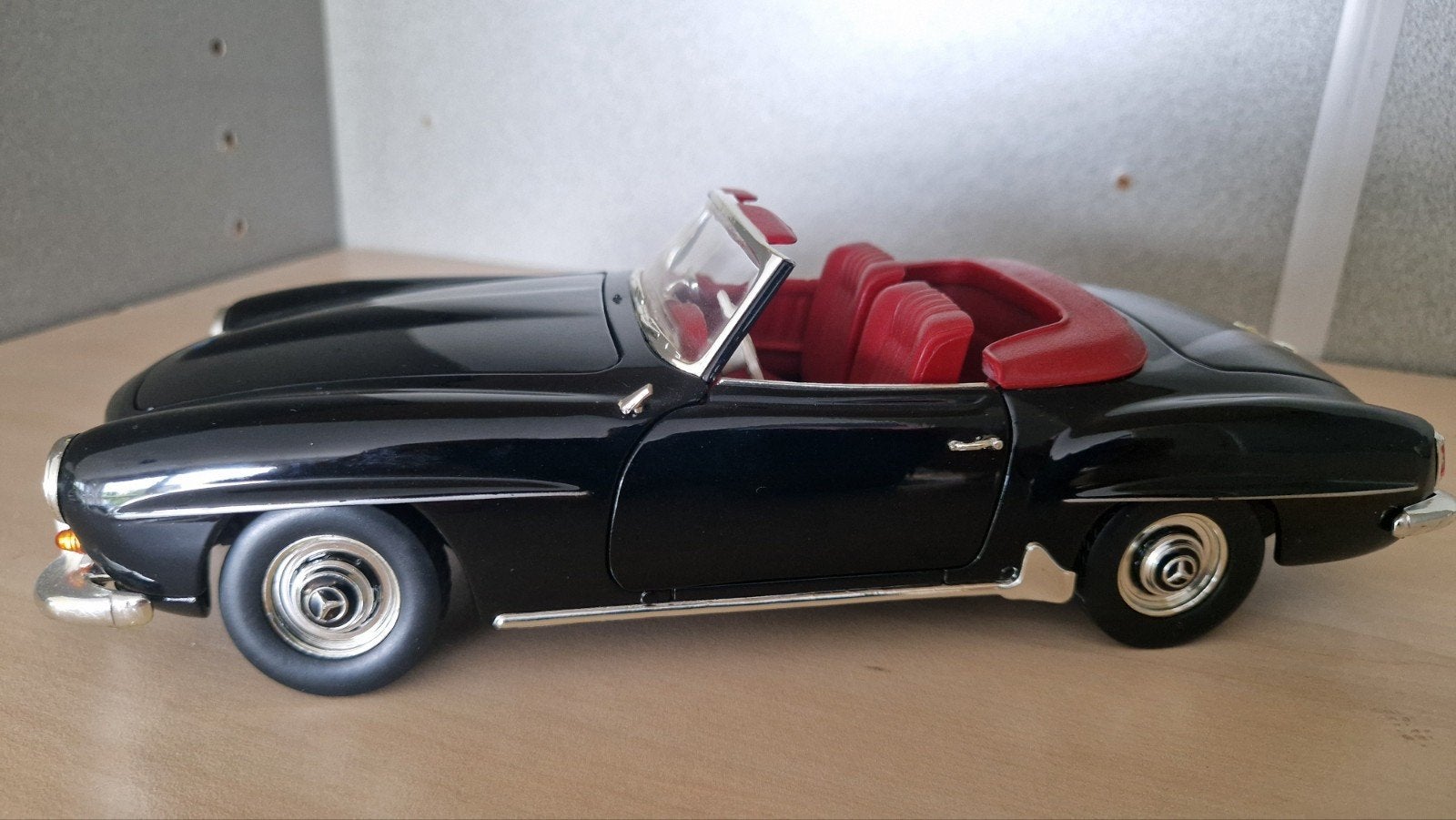 Mercedes-Benz 190 SL Modelauto Zwart met Rood Interieur, Ophalen of Verzenden
