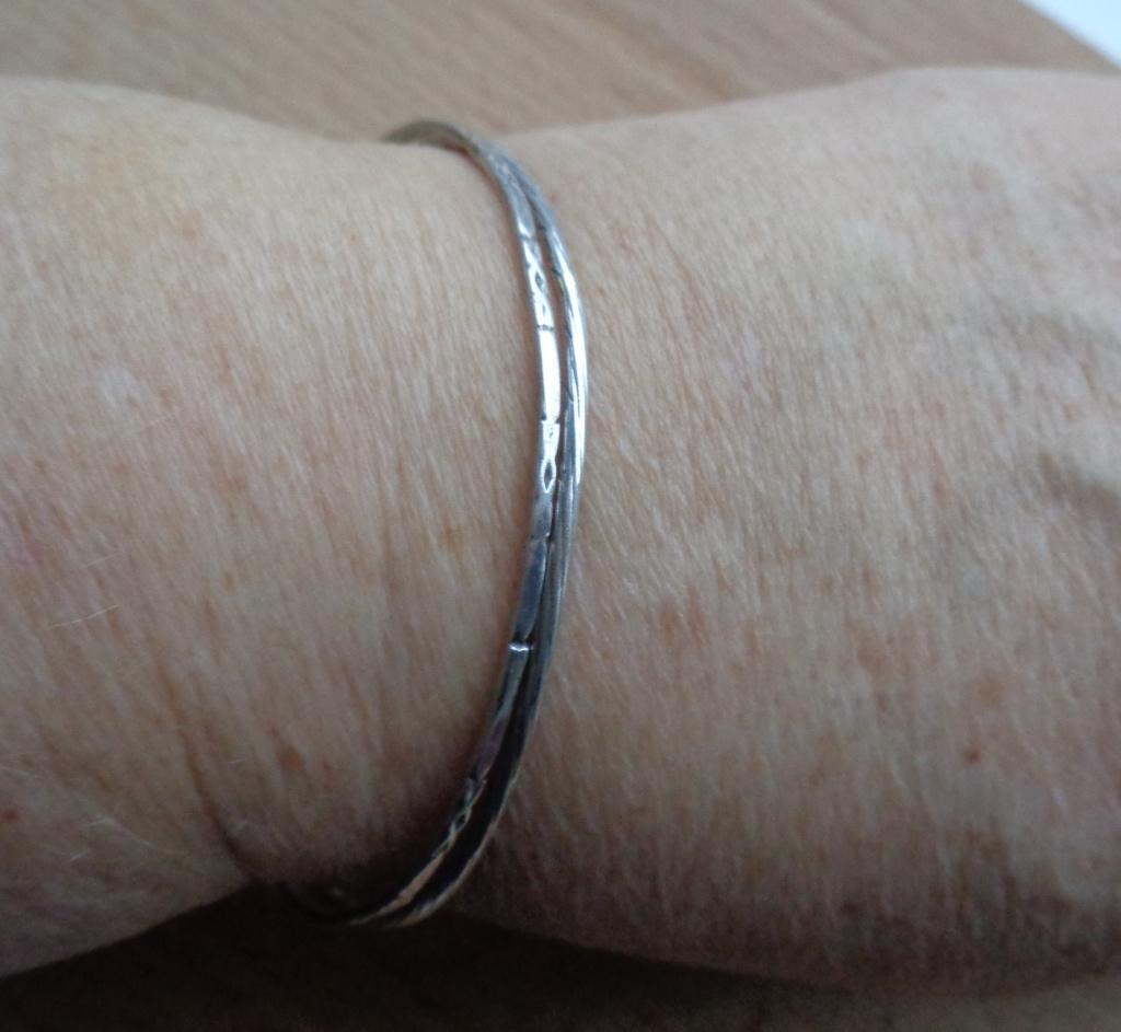 zilveren set van twee smalle slaven armbanden [037], Sieraden, Tassen en Uiterlijk, Armbanden, Verzenden, Zo goed als nieuw, Zilver