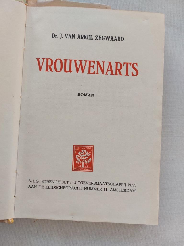 Vrouwenarts - Dr. J. van Arkel Zegwaard (Roman), Ophalen of Verzenden, Gelezen, Dr. J. van Arkel Zegwaard, Nederland