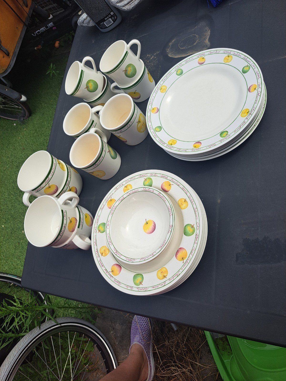 Appel servies set, Ophalen