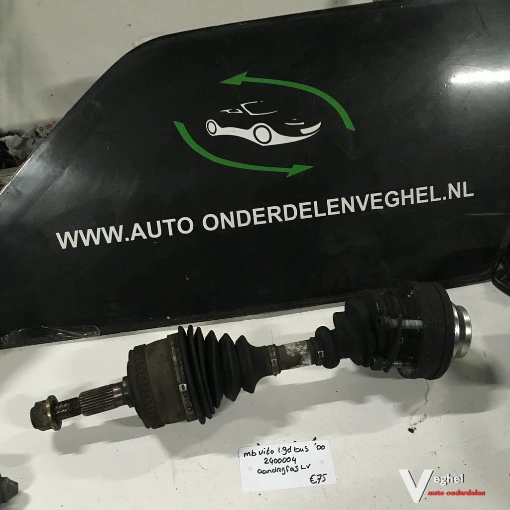 Mercedes Vito 1.9 D 2000 Wagennr 2400004   Aandrijfas Linksv, Auto-onderdelen, Gebruikt, -, -, Ophalen of Verzenden