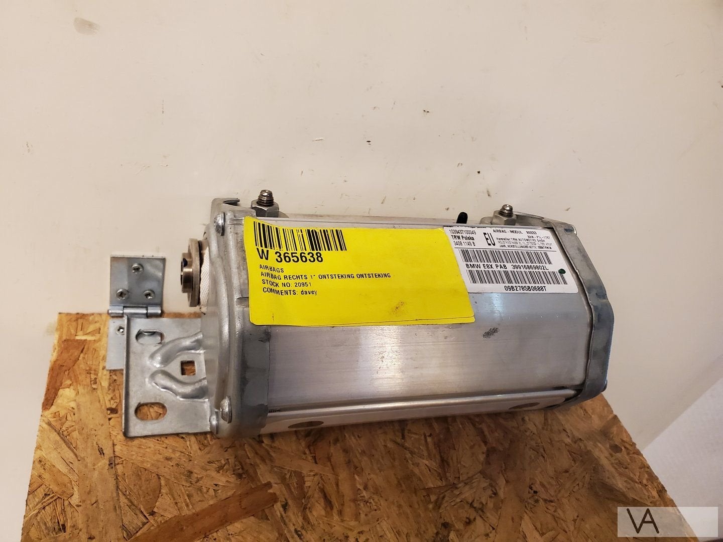 BMW 1 serie E81 E87 dashboard airbag facelift 1 stekker €30, Auto-onderdelen, Gebruikt, -, -, Ophalen of Verzenden