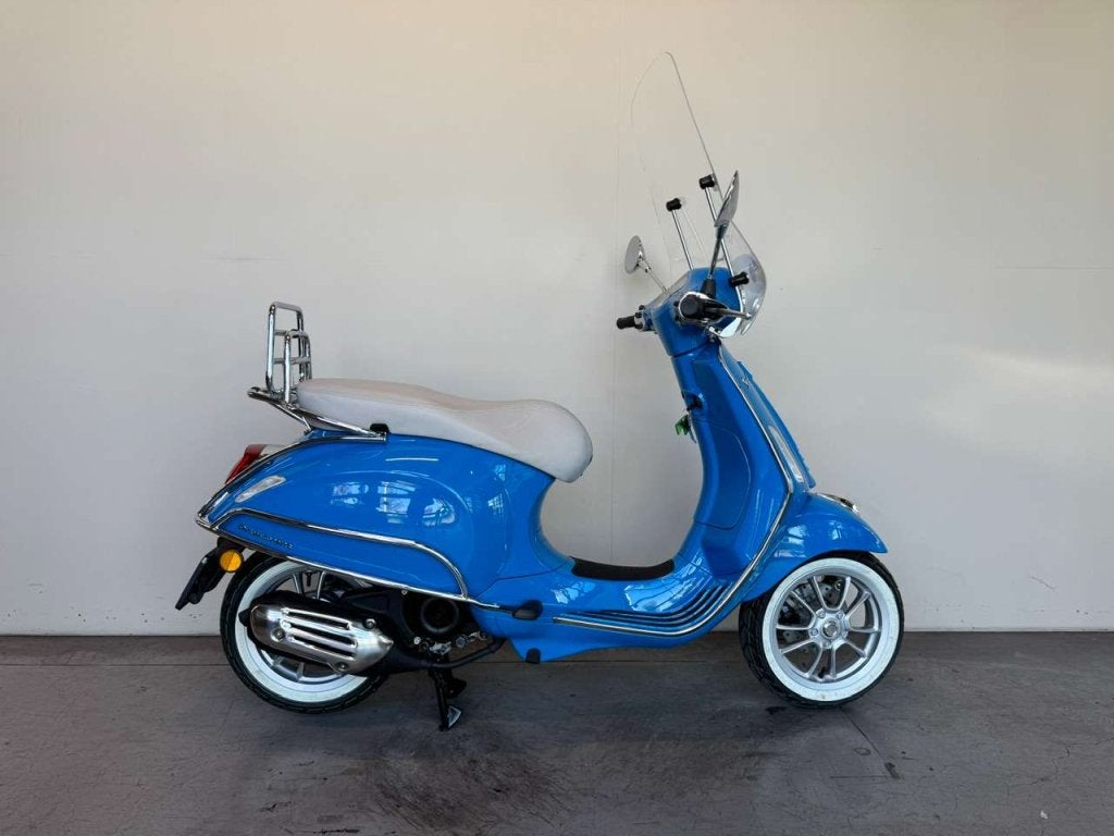 Vespa Primavera Snor 25 km/h, BWJ 2018, KLM Flying Blue, Fietsen en Brommers, Niet ingevuld, Gebruikt, Niet ingevuld, Ophalen of Verzenden