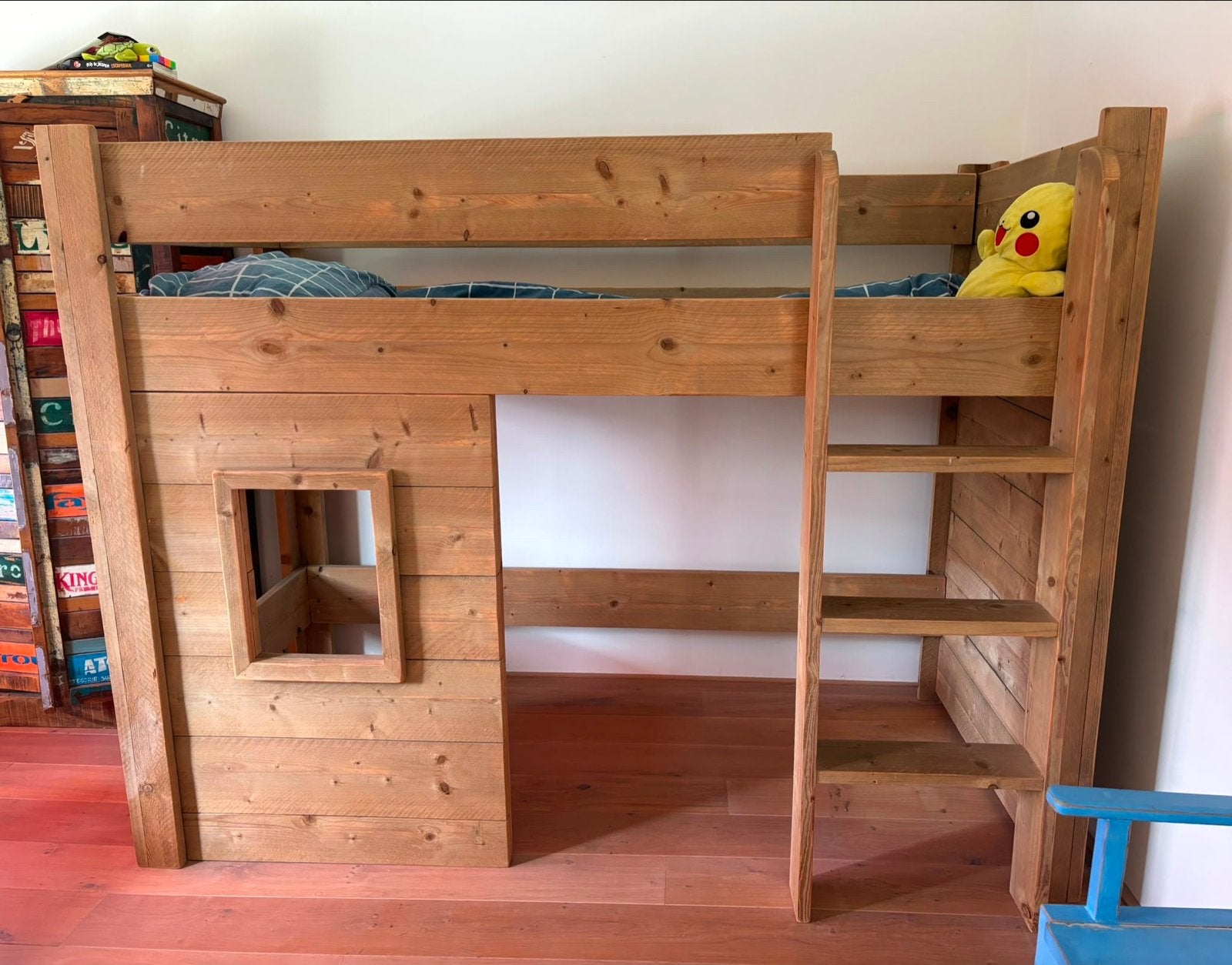 Stevig houten hoogslaper met speelruimte, Ophalen, Zo goed als nieuw, Hoogslaper