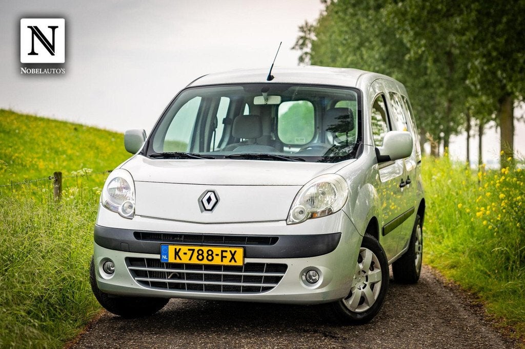 Renault Kangoo Family 1.5 dCi Authentique|Rolstoel |Rijplaat, Auto's, Voorwielaandrijving, Gebruikt, 4 cilinders, Met garantie (alle)