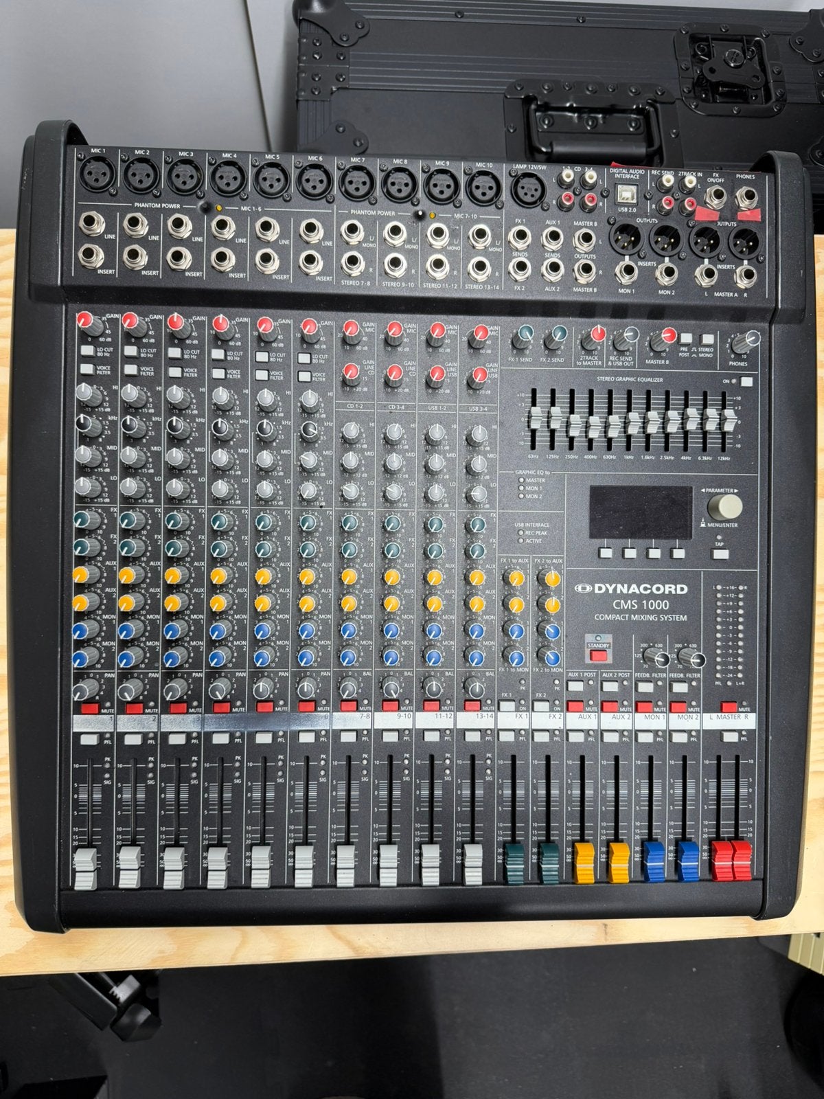 Dynacord CMS-1000 MK3 met stofkap en rackmount, Ophalen, Zo goed als nieuw, 5 tot 10 kanalen, Microfooningang