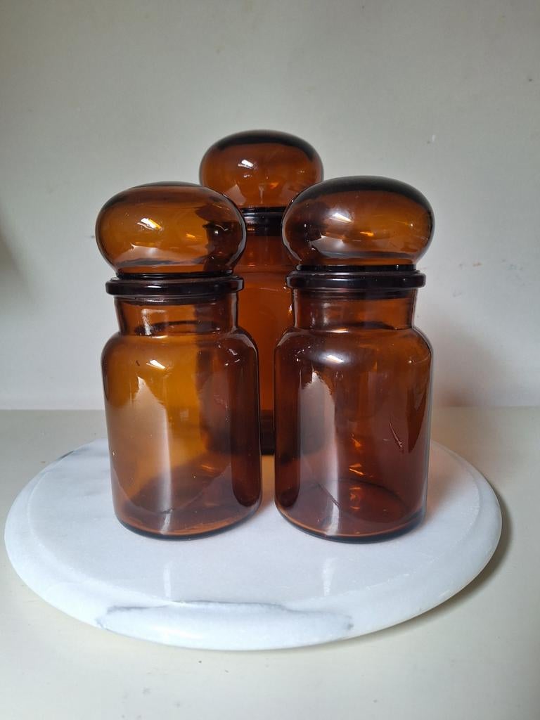 3 Vintage apothekerspotten, stopflessen bruin glas 70's, Antiek en Kunst, Antiek | Keukenbenodigdheden, Ophalen of Verzenden