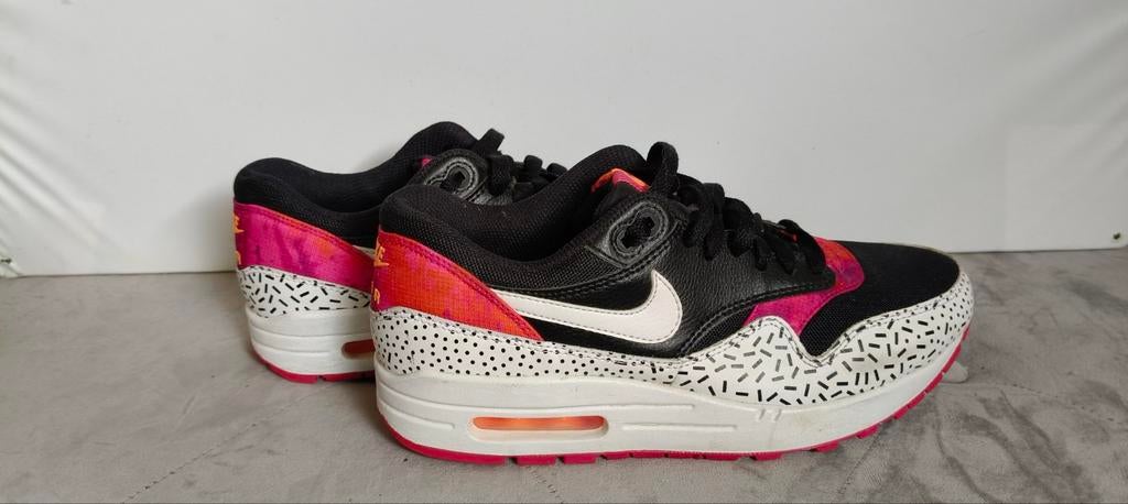 Nike Air Max 1 Pink Pow Fireberry Dames Sneakers, Kleding | Dames, Schoenen, Verzenden, Nike, Sneakers of Gympen, Roze