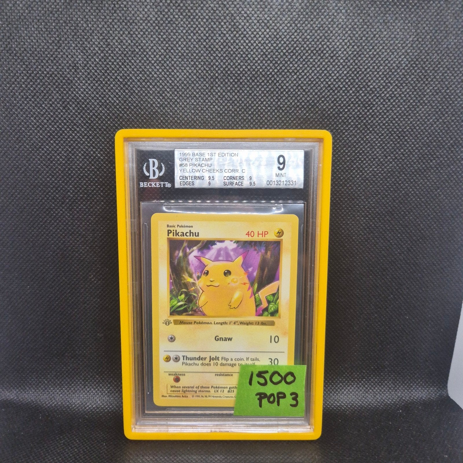 Pikachu Yellow Cheeks Grey Stamp 1st Edition BGS 9, Ophalen of Verzenden, Zo goed als nieuw