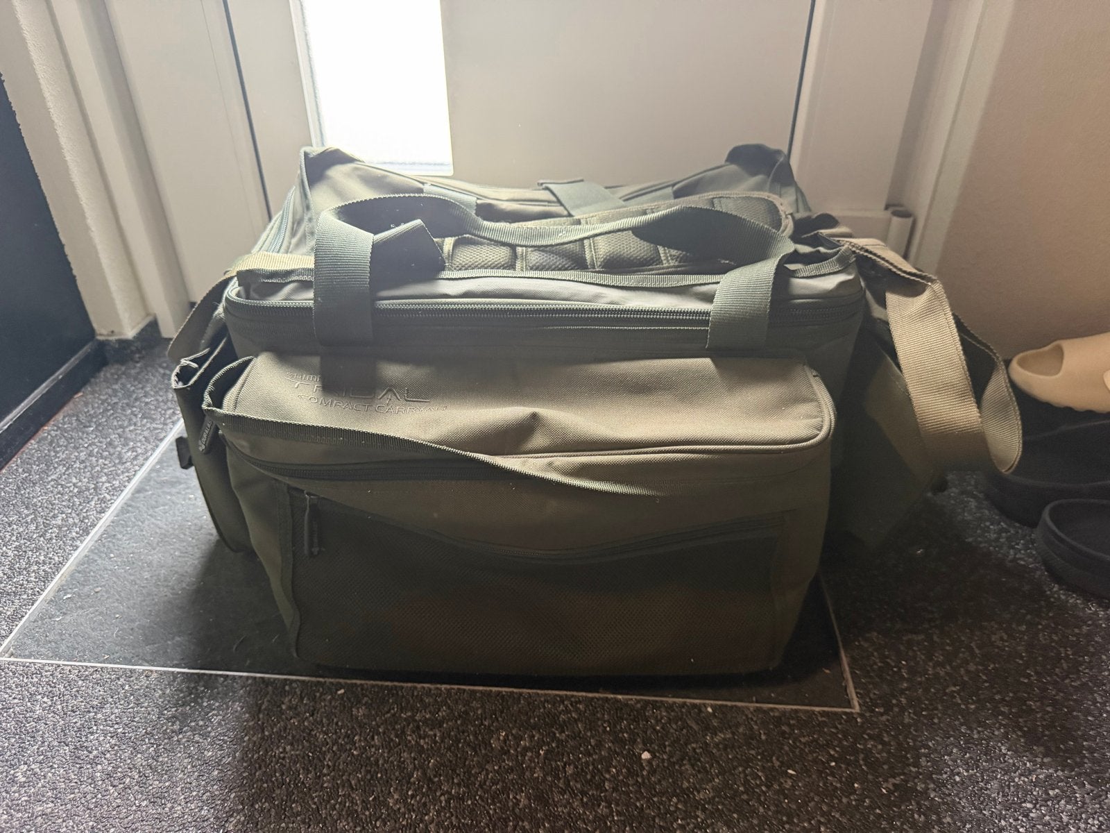 Shimano Tribal Compact Carryall - Vis tas, Ophalen of Verzenden, Zo goed als nieuw