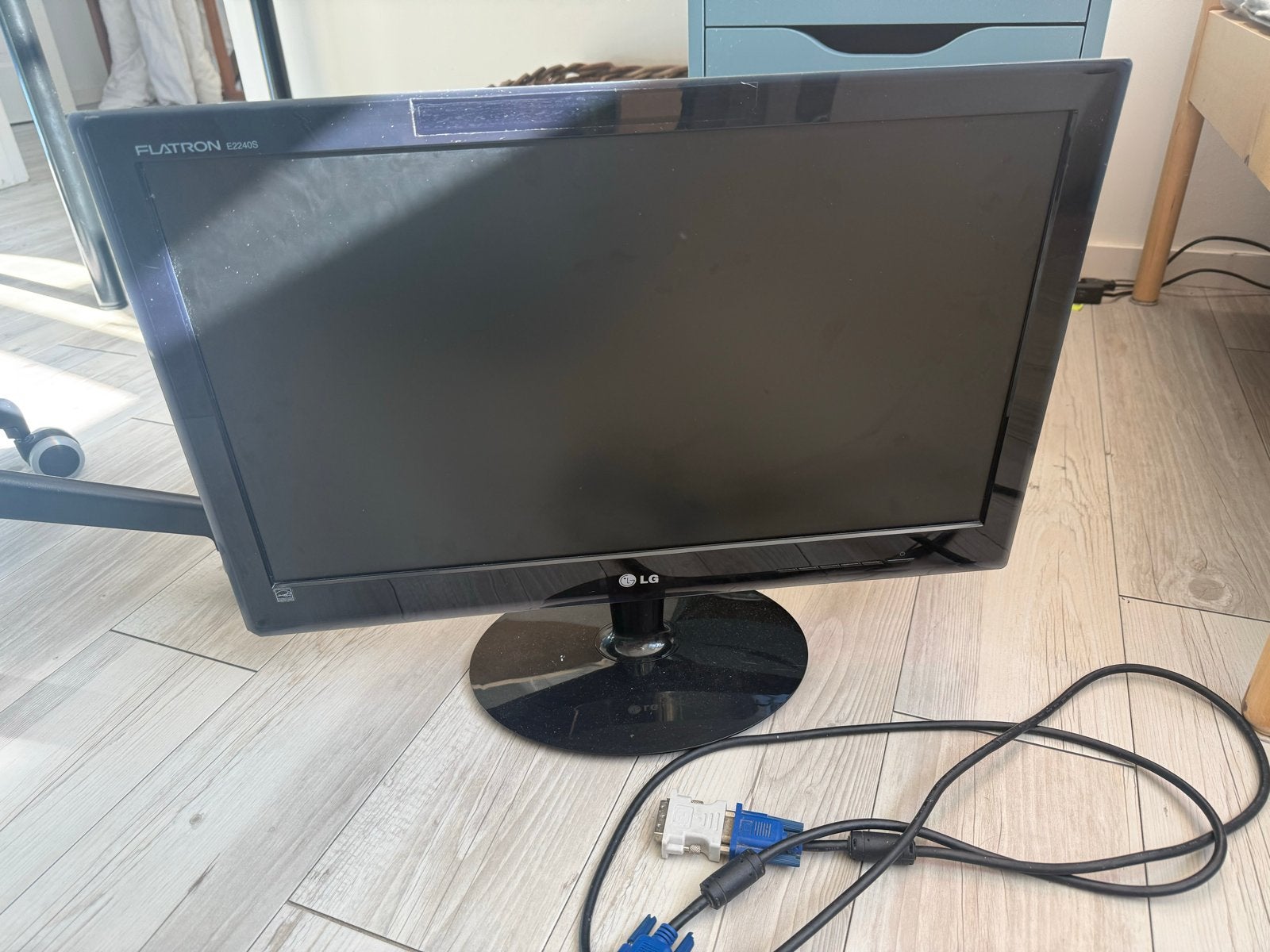 LG Flatron E2240S Monitor - Goede staat, Ophalen, Gebruikt, Full HD, VGA