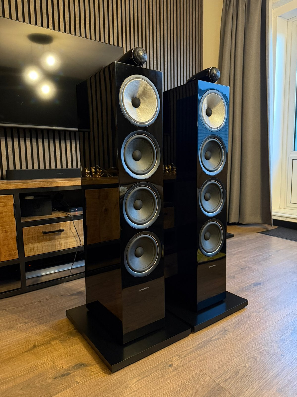 Mooie B&W 702 S2 Gloss Black Luidsprekers, 150 watt of meer, Vloerstaande luidspreker, Basreflex, Ophalen of Verzenden