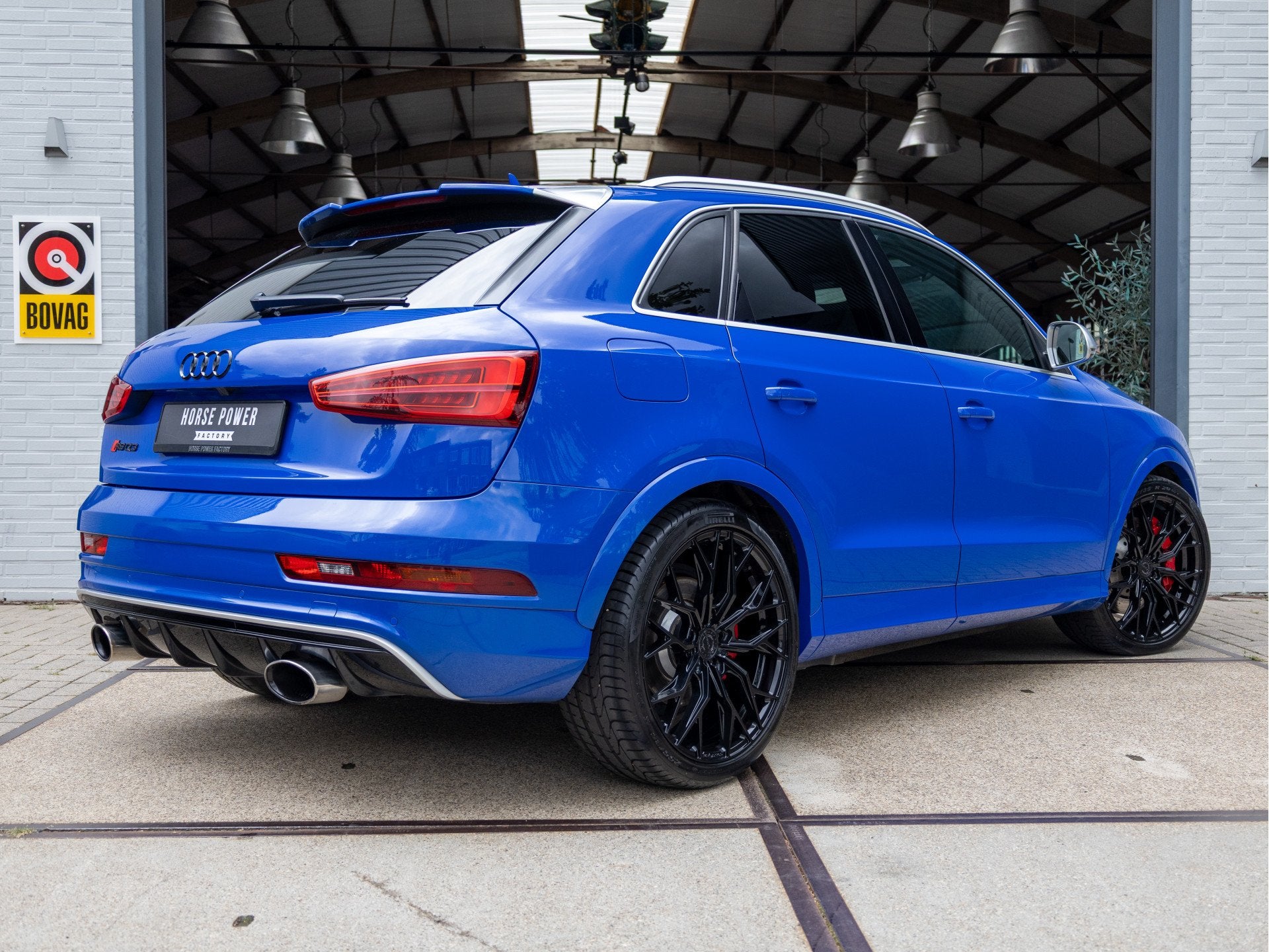 Audi RS Q3 2.5 TFSI quattro Pro Line Plus *Pano | Audi Exclu, Auto's, Audi, Automaat, Gebruikt, Euro 6, Blauw