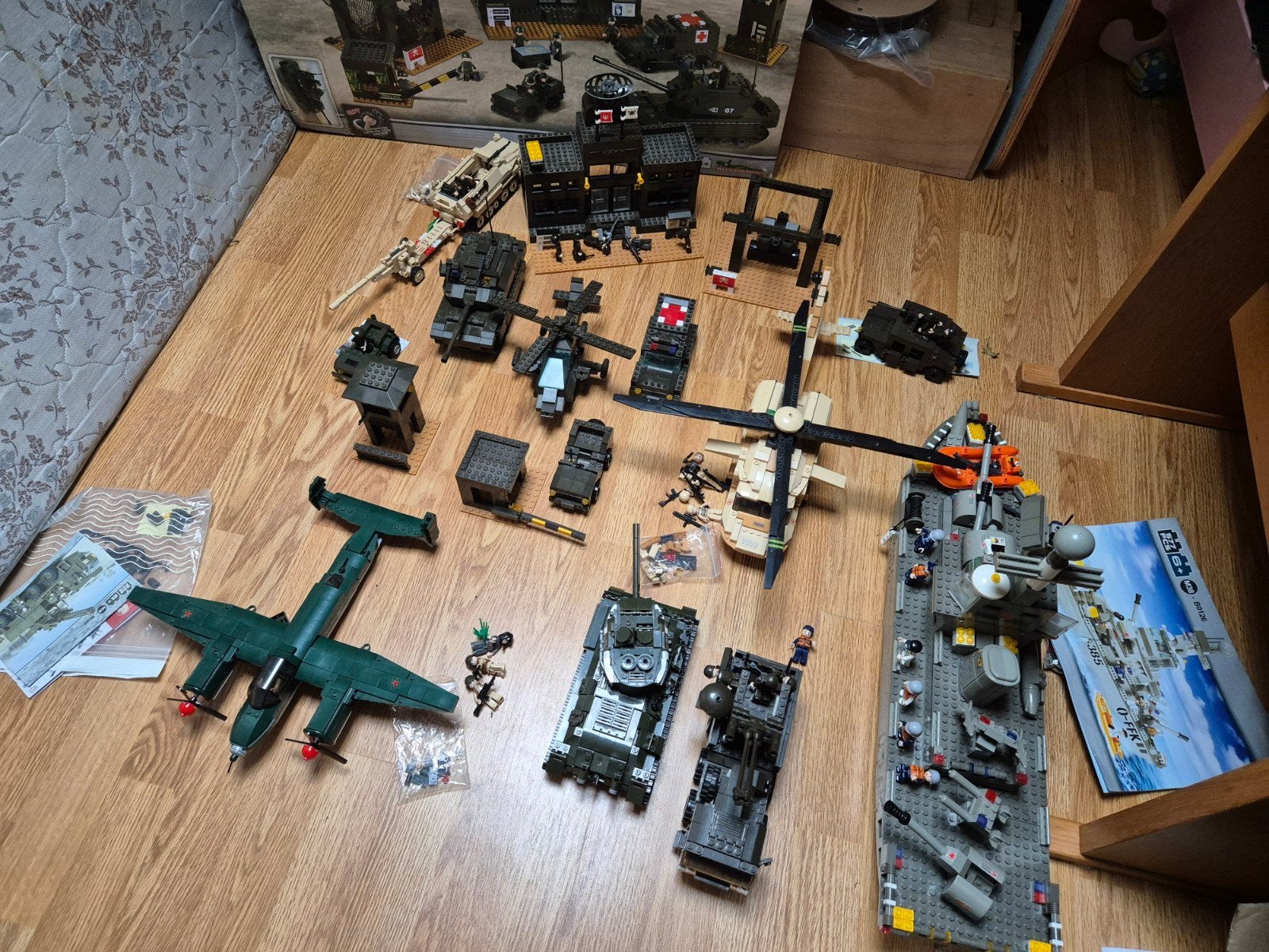 Sluban Army bouwsets - Tanks, helikopters vliegtuigen, Ophalen of Verzenden, Gebruikt, Overige merken