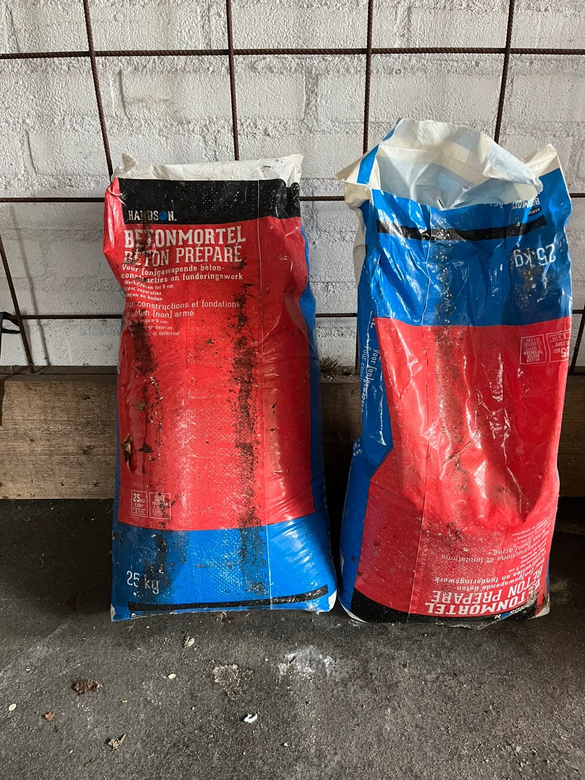 Beton mortel, Ophalen, Zo goed als nieuw, Overige typen