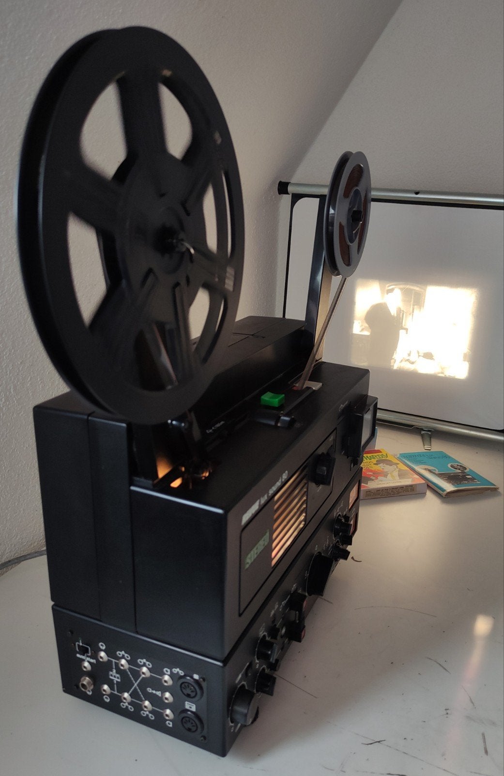 REVUE LUX SOUND 80 STEREO SUPER 8 FILMPROJECTOR met GELUID, Ophalen of Verzenden, 8mm film