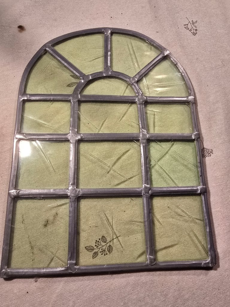 Handgemaakt glas-in-lood raamdecoratie / boograam, Ophalen of Verzenden, Zo goed als nieuw, Glas, Overige typen