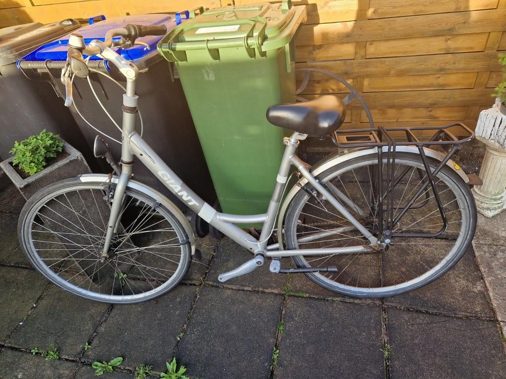 Gratis, Fietsen en Brommers, Fietsen | Dames | Damesfietsen, Ophalen, Gebruikt, Overige merken