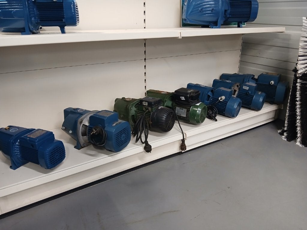 Diverse gebruikte en nieuwe waterpompen voor beregening, Ophalen, Gebruikt, Elektrisch, Beregeningspomp