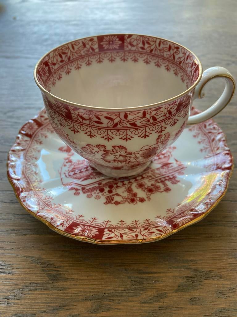 Vintage Theekop met Schotel - Rood en Wit Porselein, Ophalen of Verzenden
