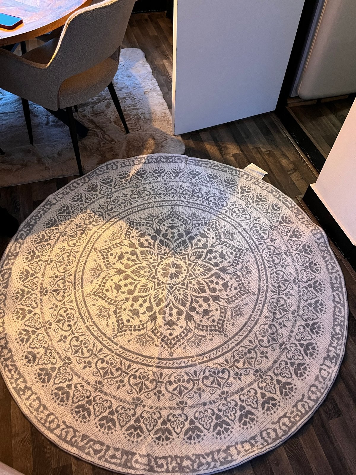 Nieuw rond vloerkleed 160 cm - Grijs/Crème Mandala, Huis en Inrichting, 150 tot 200 cm, Rond, Nieuw, Ophalen of Verzenden