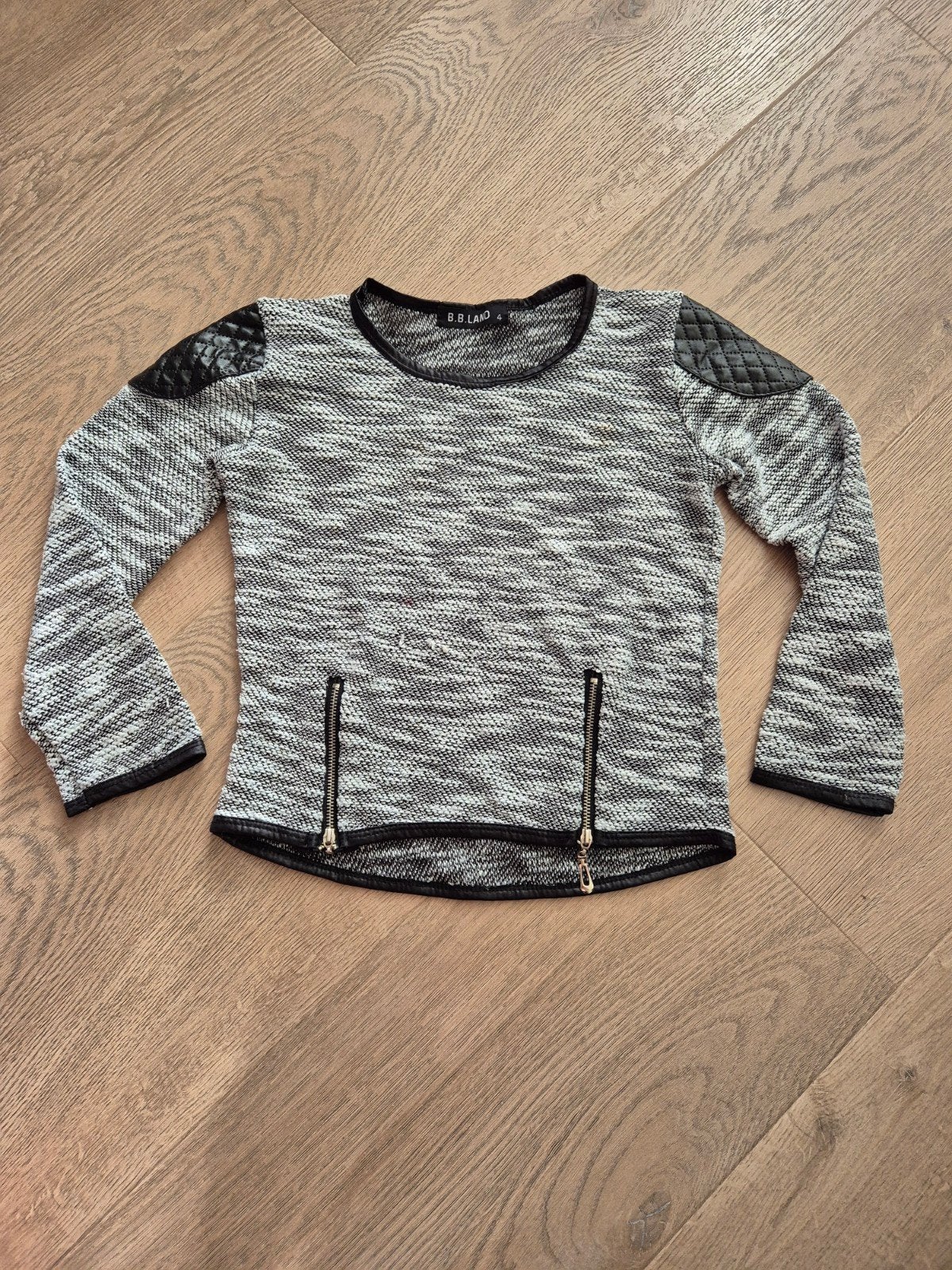 Trui maat 104, Kinderen en Baby's, Ophalen of Verzenden, Gebruikt, Meisje, Trui of Vest