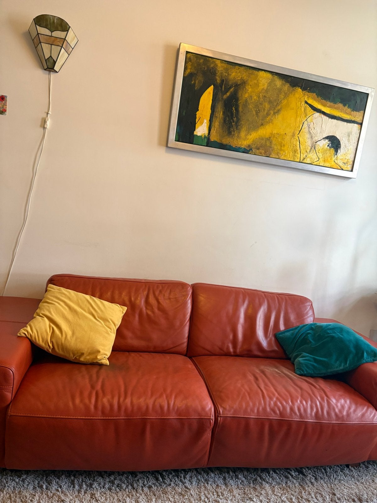 Gratis: Comfortabele leren bank - Oranje, Gebruikt, 150 tot 200 cm, Driepersoons, Ophalen of Verzenden