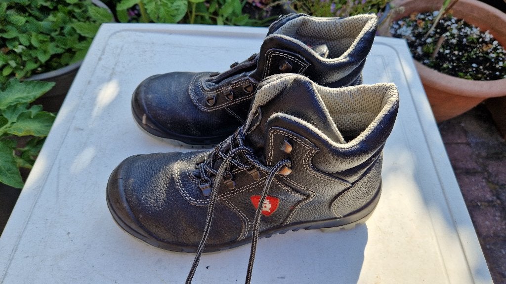 veiligheids schoenen, Ophalen of Verzenden, Zo goed als nieuw