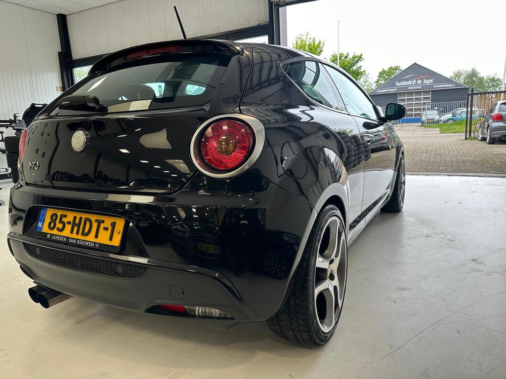 Alfa Romeo MiTo 1.4 T Sport 215 PK SPORT UITLAAT 18'' LM VEL, Voorwielaandrijving, 15 km/l, Gebruikt, 4 cilinders