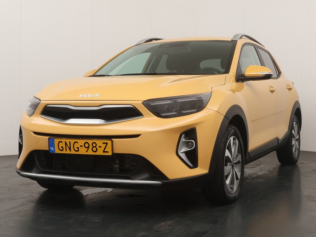 Kia Stonic 1.0 T-GDi MHEV DynamicPlusLine - Stoel/Stuurverwa, Auto's, Kia, Gebruikt, Met garantie (alle), 24 km/l, Handgeschakeld