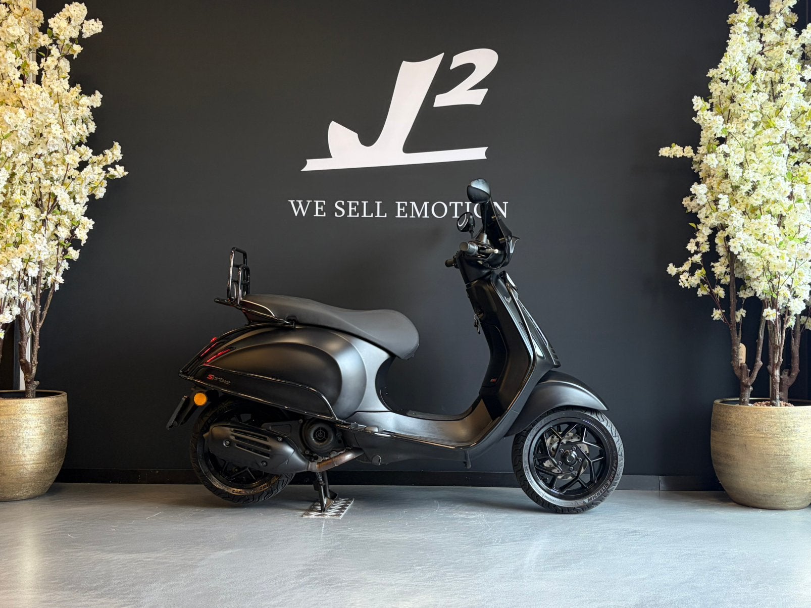 Vespa Sprint | Nero Convinto | Brom | 2025 | 5366 km | 1 eig, Overige modellen, ., Maximaal 45 km/u, Ophalen of Verzenden