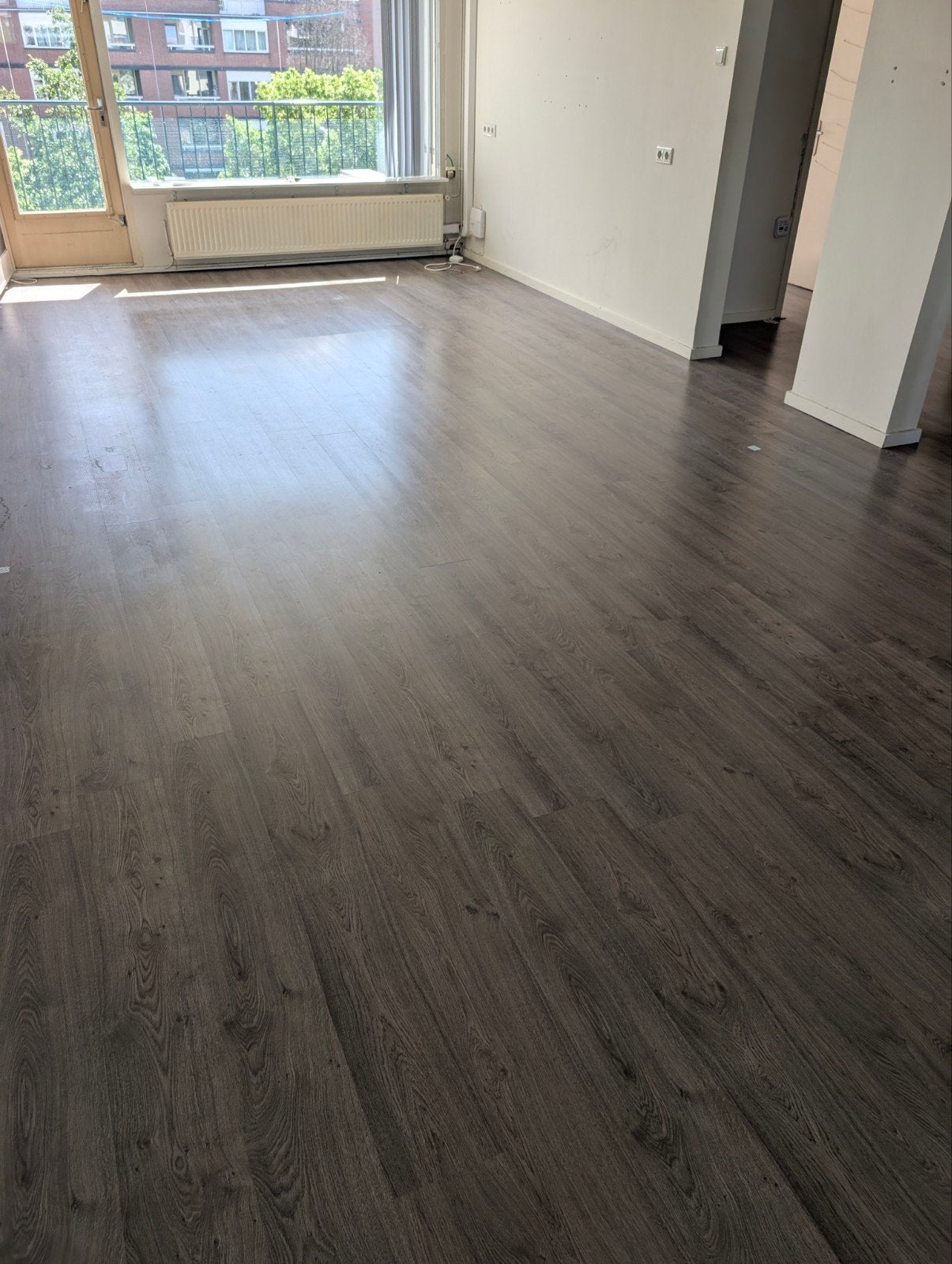 Gratis laminaatvloer, donkergrijs/ bruin., Ophalen, Gebruikt, 50 tot 150 cm, 10 m² of meer