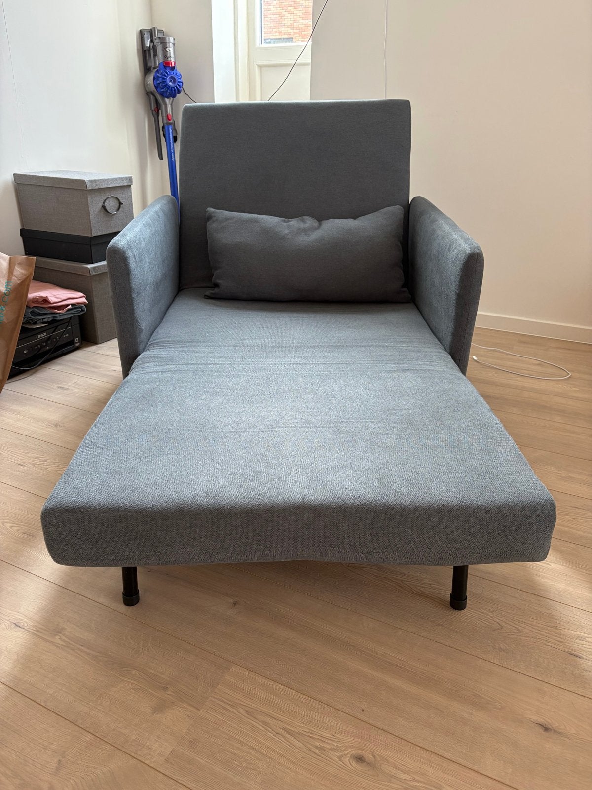 Grijze slaapfauteuil / slaapstoel, Ophalen, Gebruikt, 50 tot 75 cm, Stof