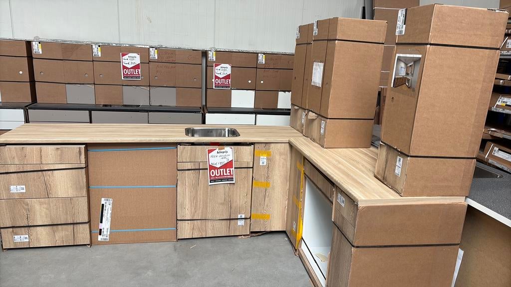 Diverse nieuwe keukenblokjes in de Outlet van Bruynzeel, Ophalen, Wit, Nieuw, Enkelwandige keuken