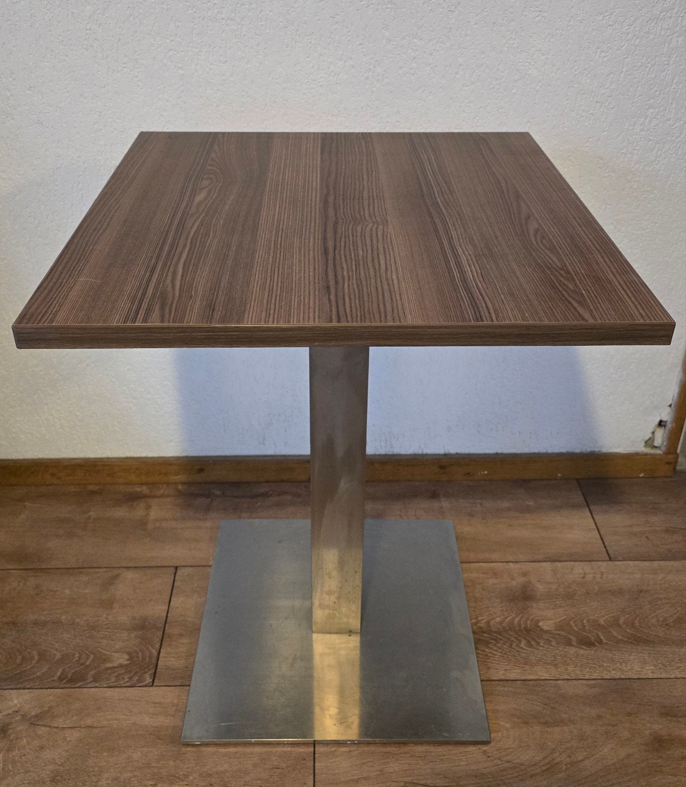 Vierkante tafel 60x60 cm - Stevig en compact, Huis en Inrichting, Gebruikt, 50 tot 100 cm, Vierkant, Tot twee personen