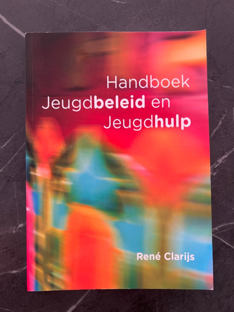 René Clarijs - Handboek jeugdbeleid en jeugdhulp, Boeken, Zo goed als nieuw, René Clarijs, Beta, HBO