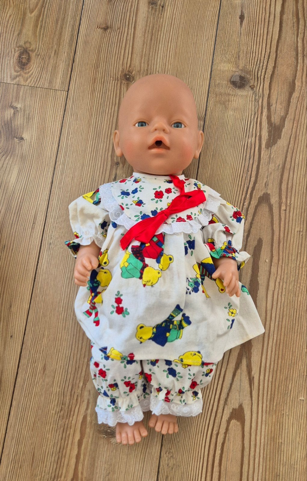 Originele Baby Born pop met kleding en accessoires, Ophalen of Verzenden, Gebruikt, Babypop
