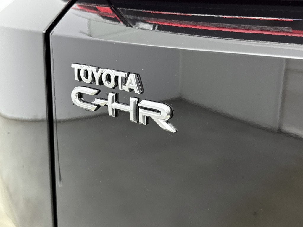 Toyota C-HR+ First Edition 77 kWh (bj 2026, automaat), Auto's, Toyota, 12 maanden, Stof, Zwart, Nieuw