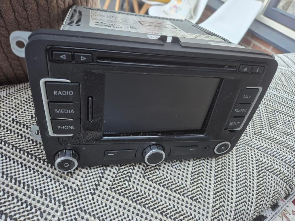 VW Passat FSI 2.0 Benzine Navigatiesysteem RNS 315 (2008), Auto diversen, Autoradio's, Ophalen of Verzenden