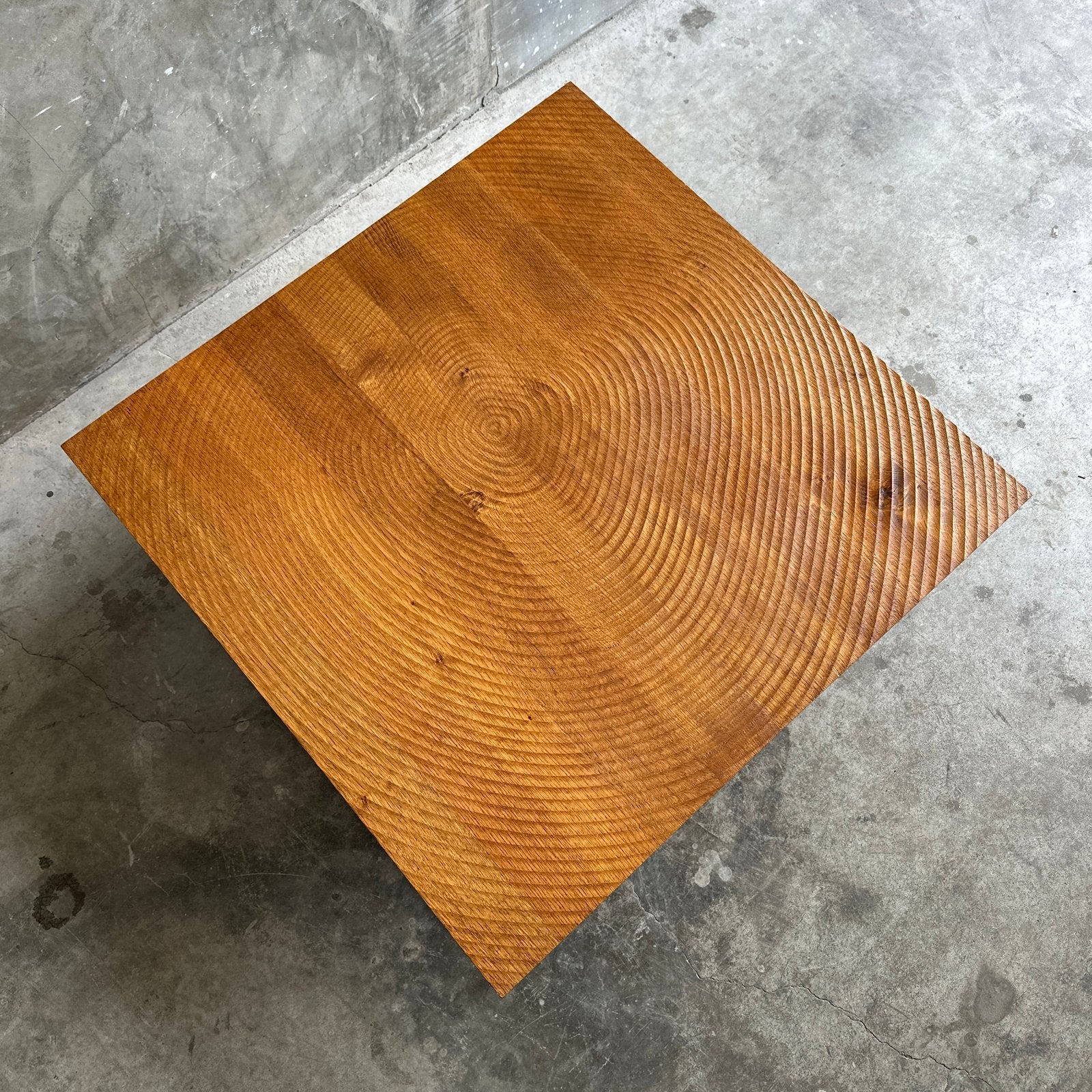 Linteloo Log Salontafel 80x80 cm - massief houten blad, 100 tot 150 cm, -, -, Zo goed als nieuw
