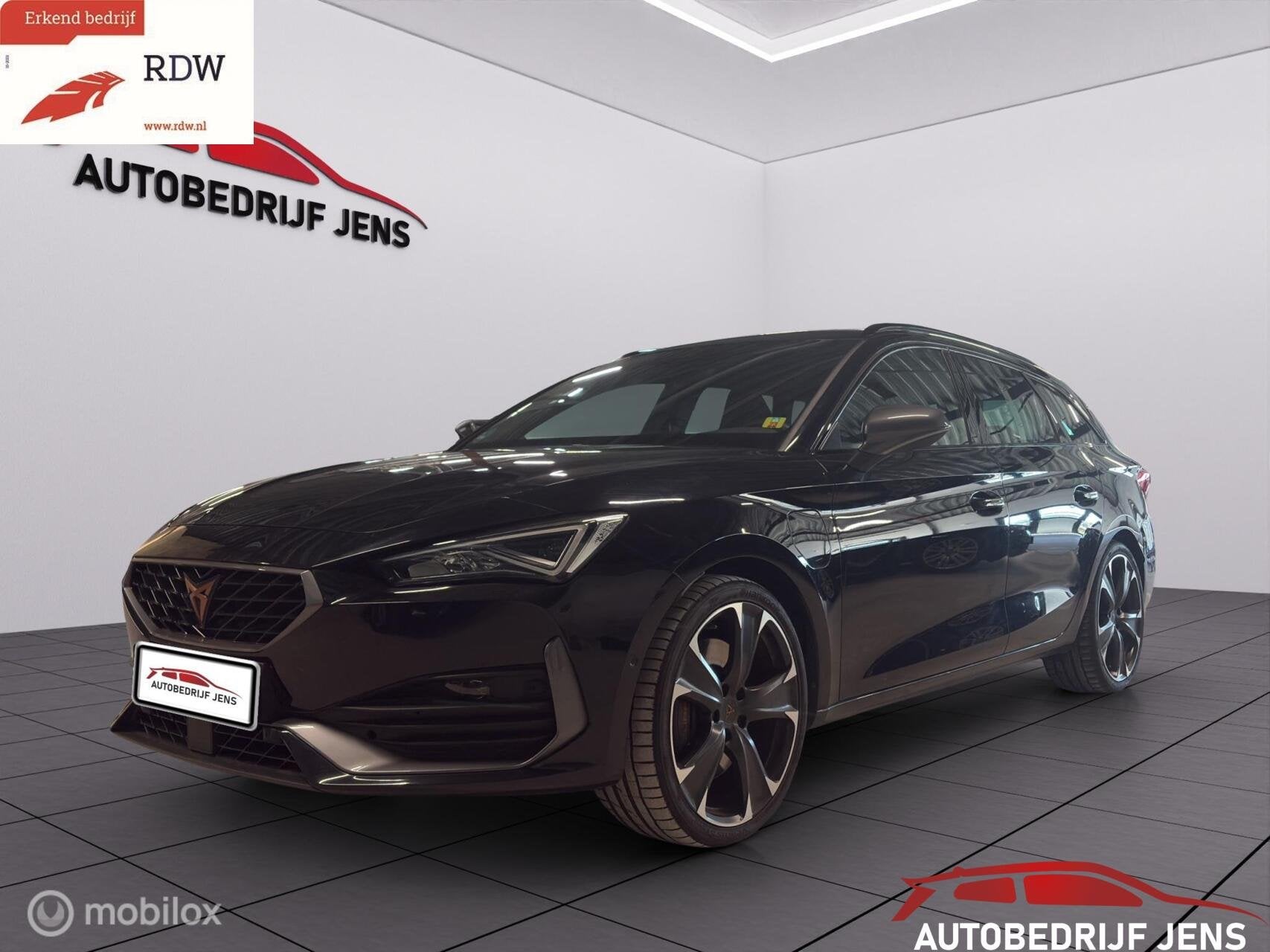 CUPRA Leon Sportstourer 1.4 VZ e-Hybrid Black Edition, Auto's, Cupra, 77 km/l, Gebruikt, 4 cilinders, Leon