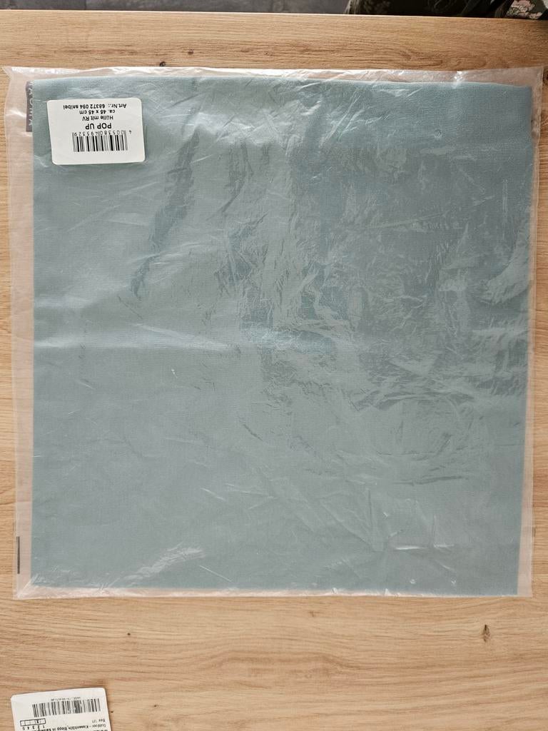 Nieuwe Pop Up kussenhoes 45x45 cm salie groen, Ophalen of Verzenden, Nieuw, Groen, Vierkant