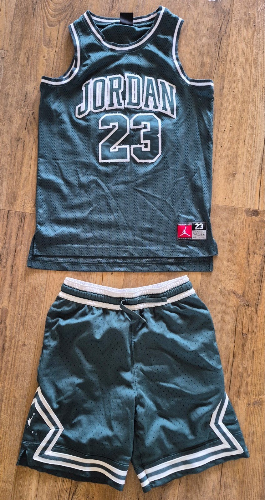 Jordan Basketbal Tenue Groen - Maat 12-13 jaar, Sport en Fitness, Basketbal, Ophalen of Verzenden, Kleding