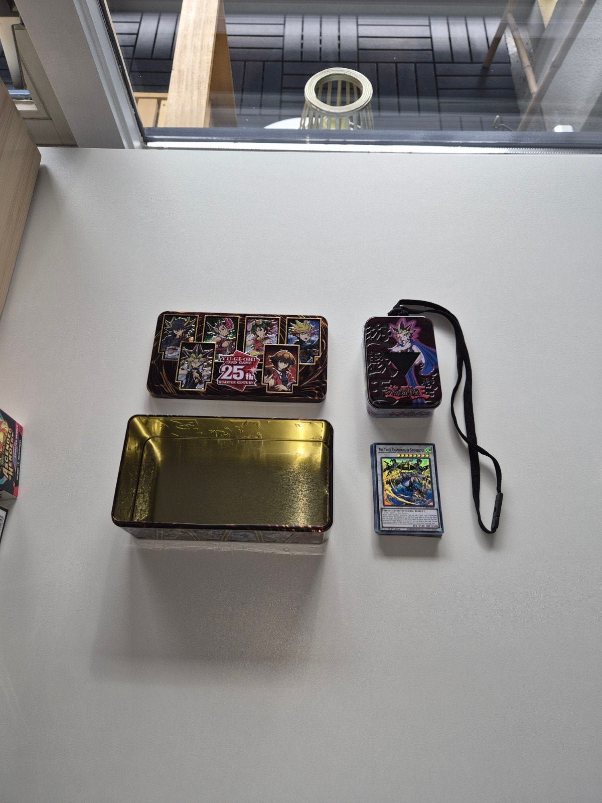 Yu-Gi-Oh! kaarten + bewaar blik + oude deck blikje, Hobby en Vrije tijd, Verzamelkaartspellen | Yu-gi-Oh!, Ophalen of Verzenden