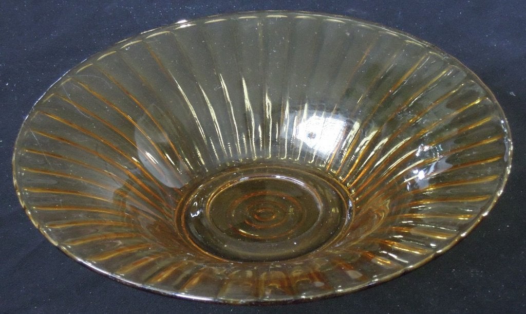 Nr. ONB12: Bruingeel persglas schaaltje, Ophalen of Verzenden