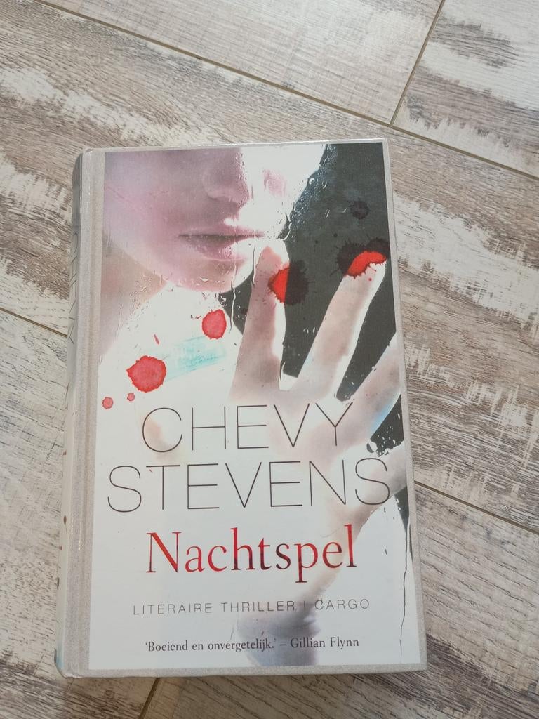 Nachtspel - Chevy Stevens, Ophalen of Verzenden, Gelezen