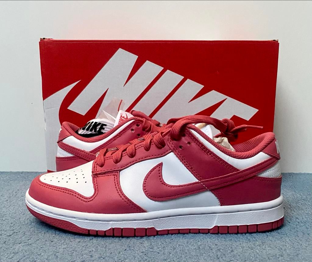 Nike Dunk Low 'White/Archaeo Pink' - Maat 36, Ophalen of Verzenden, Nieuw, Roze, Sneakers of Gympen